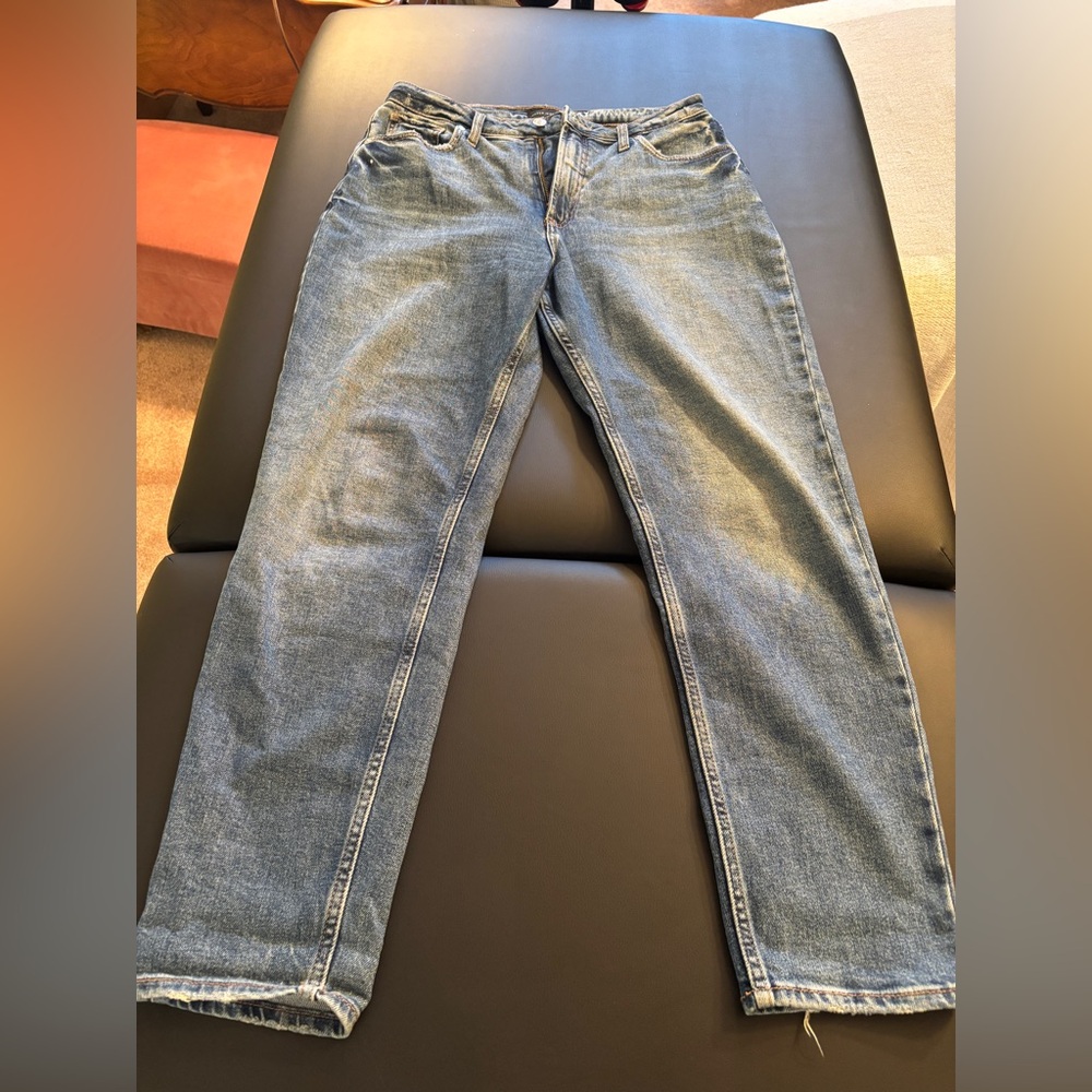 Silver Mom Jeans.